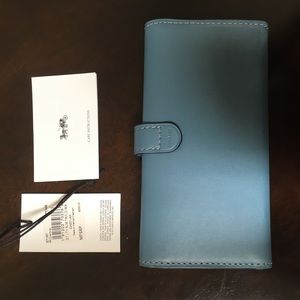 Coach 1941 slim trifold wallet Chambray color